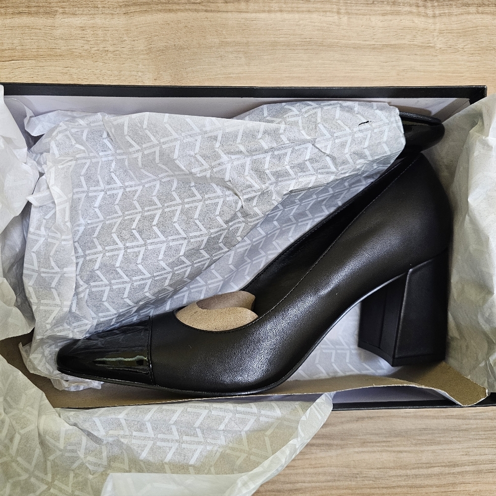 Marc Fisher LTD Vernie Block Heel Pump - Picture 10 of 11